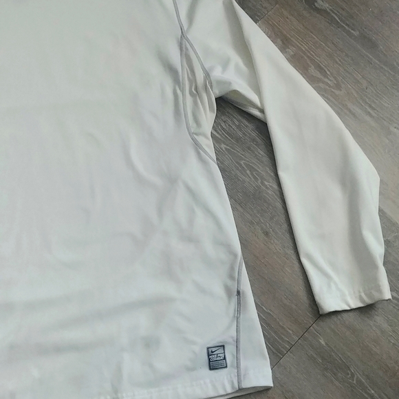 Nike Pro Combat Fitted Dri fit White Long Sleeve SZ 2XL - Picture 2 of 11